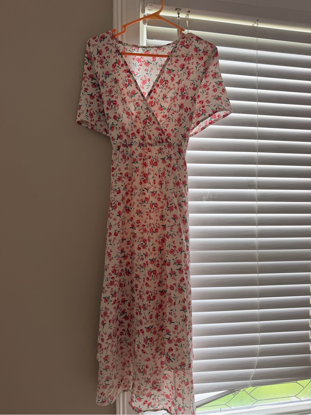 White Midi Dress with Pink Floral Print and V-Neck